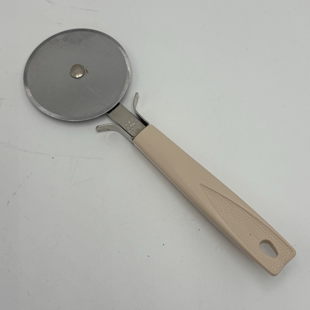 Vintage Ekco Pizza Cutter/Wheel/Slice Ivory Handle Stainless Steel USA